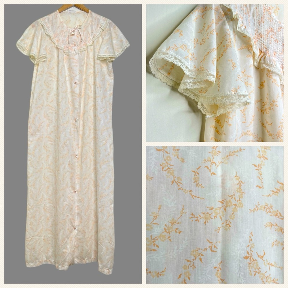 VTG JC Penny Button Front  Housecoat House Dress Woman’s Medium Pin Tuck Detail
